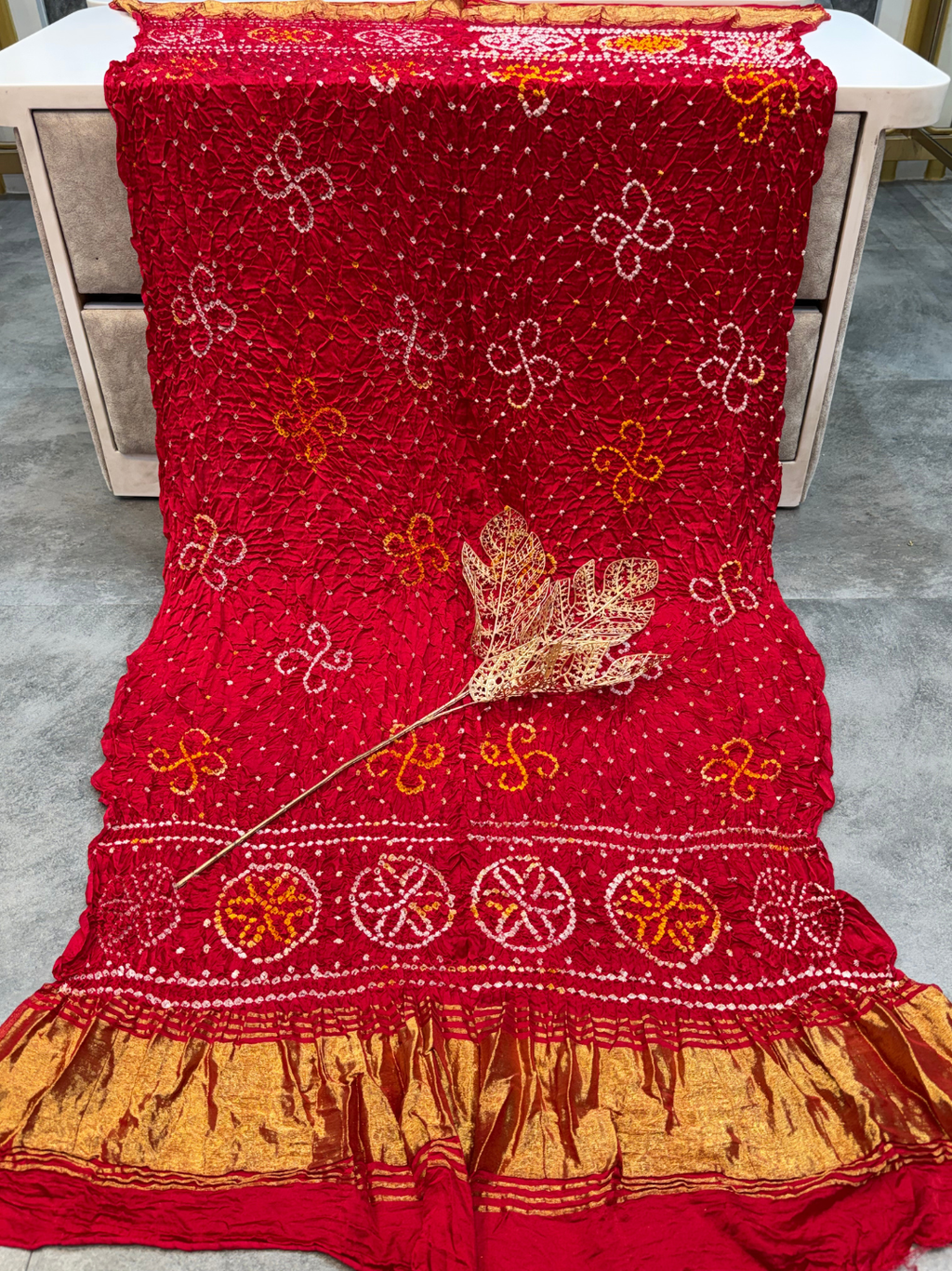 Modal Gaji Bandhani Dupatta with Floral Motifs – Soft Festive Dupatta