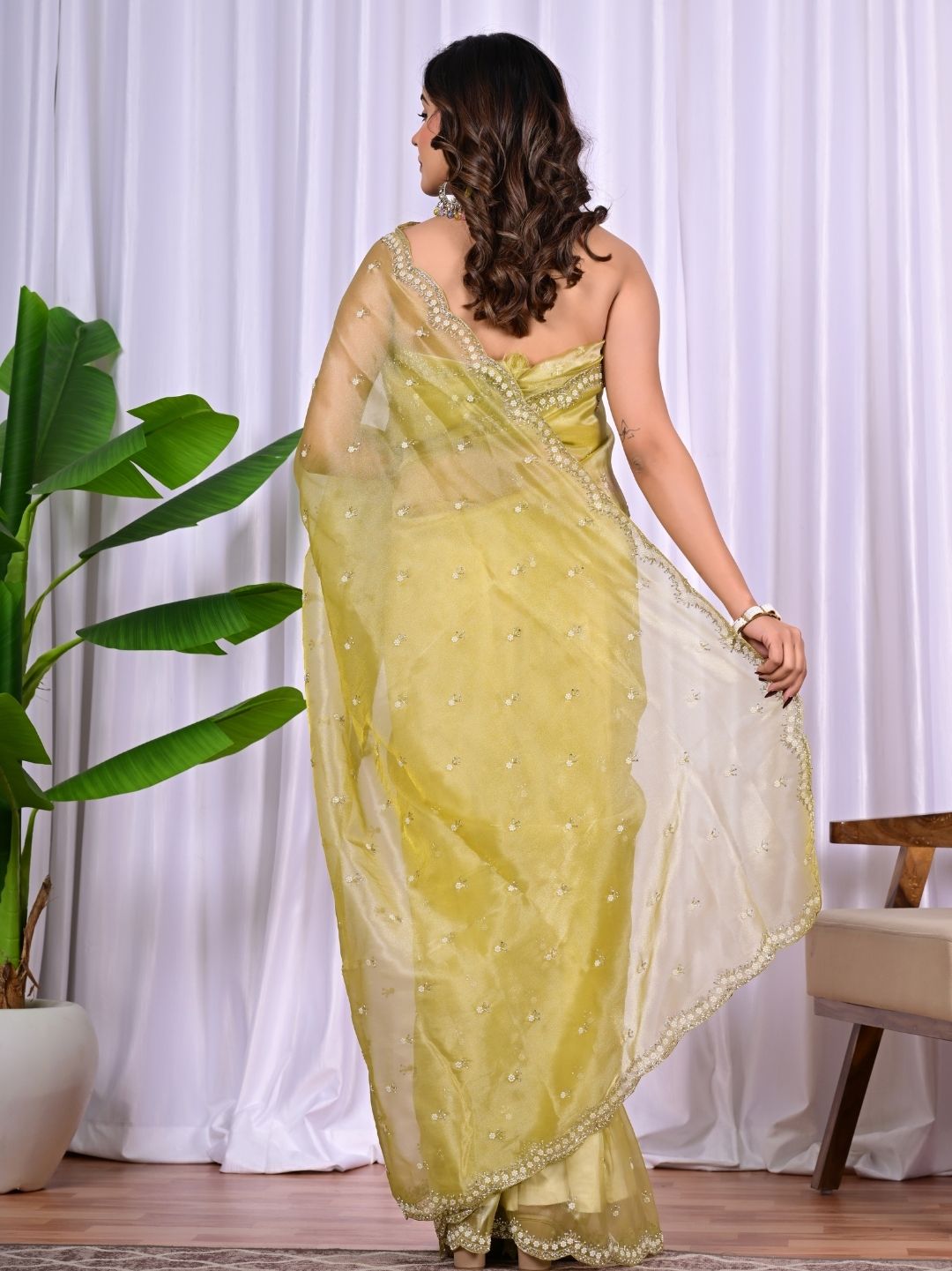 Designer Jiraff Fancy Saree with Kardana, Parle & Sequin Cutwork